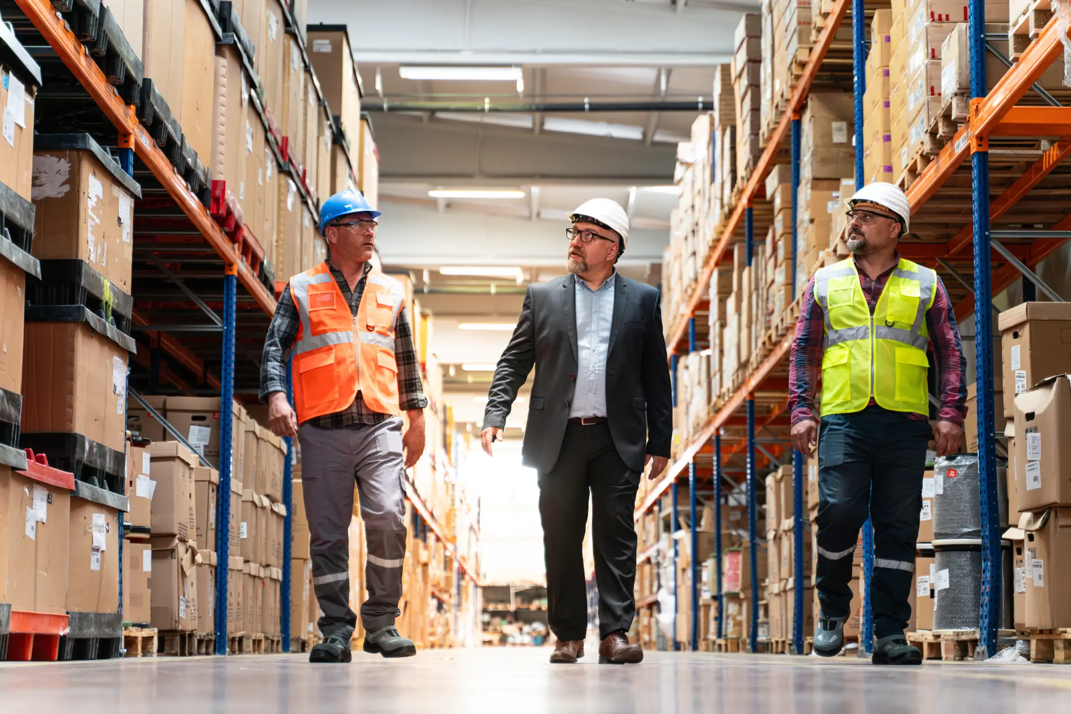Arizona manufacturing 3PL warehousing — manufacturer touring warehouse facility with staff